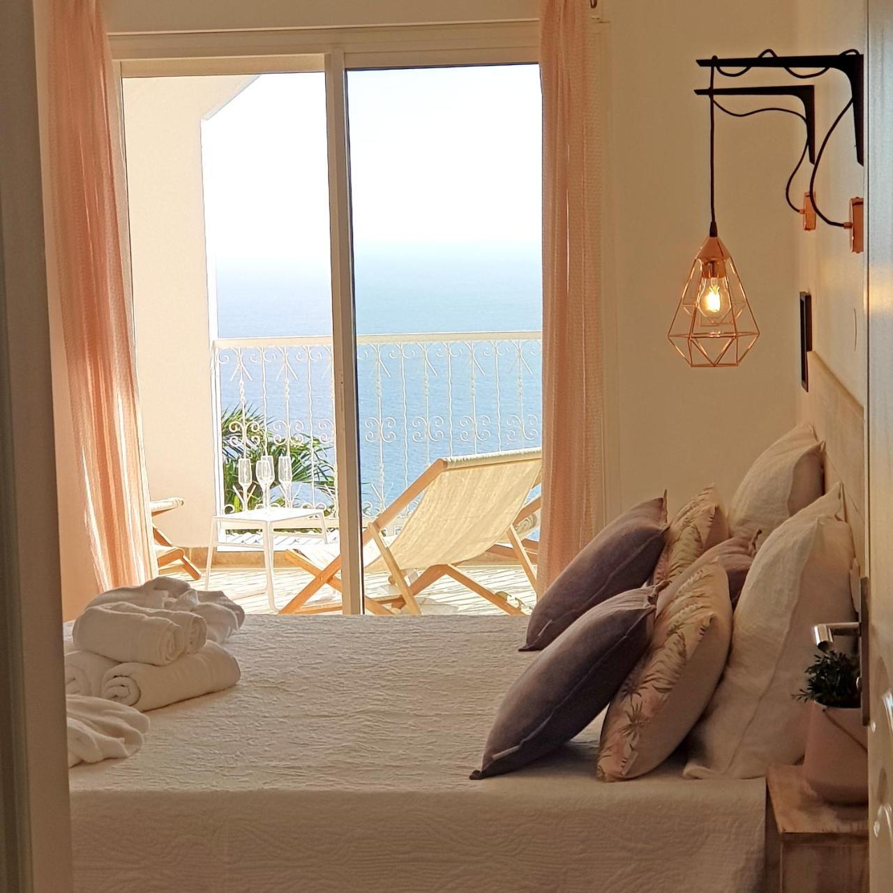La Boheme, Residence De 5 Appartements Avec Piscine, Vue Ocean, Petite Ile ภายนอก รูปภาพ
